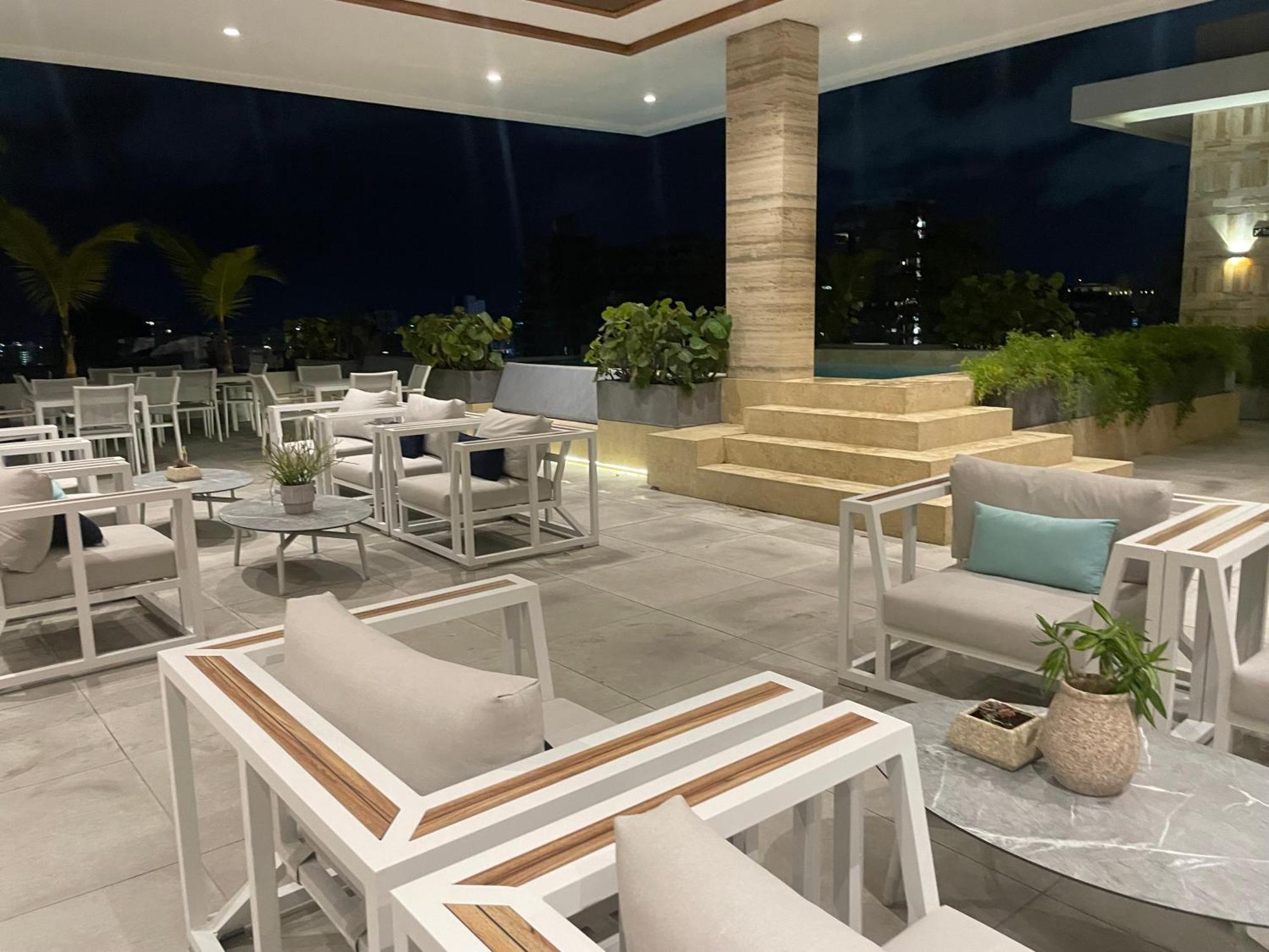 Piantini'S Skylight Apartamento Santo Domingo Exterior foto